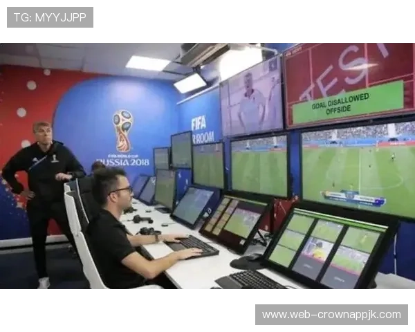 VAR越位判定为何总引发争议？一文看懂毫米级判罚逻辑