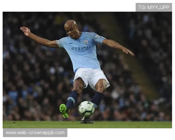 孔帕尼训练完回家还要给娃换尿布？