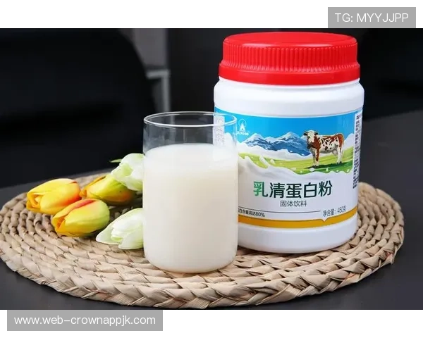 张博恒家的冰箱里塞满蛋白粉，连饮料都是按克称着喝的