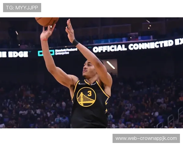 乔丹·普尔利用挡拆拉开空间提升三分效率，成为勇士关键得分点